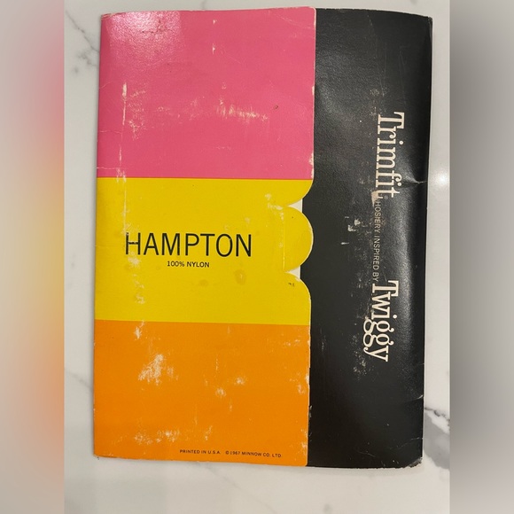 Vintage 1960s Twiggy TrimFit Hosiery - Never Opened. Size 9, Color Great Grey - Picture 2 of 2